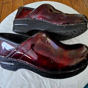 Black Patent Dansko Leather Clogs Size 38